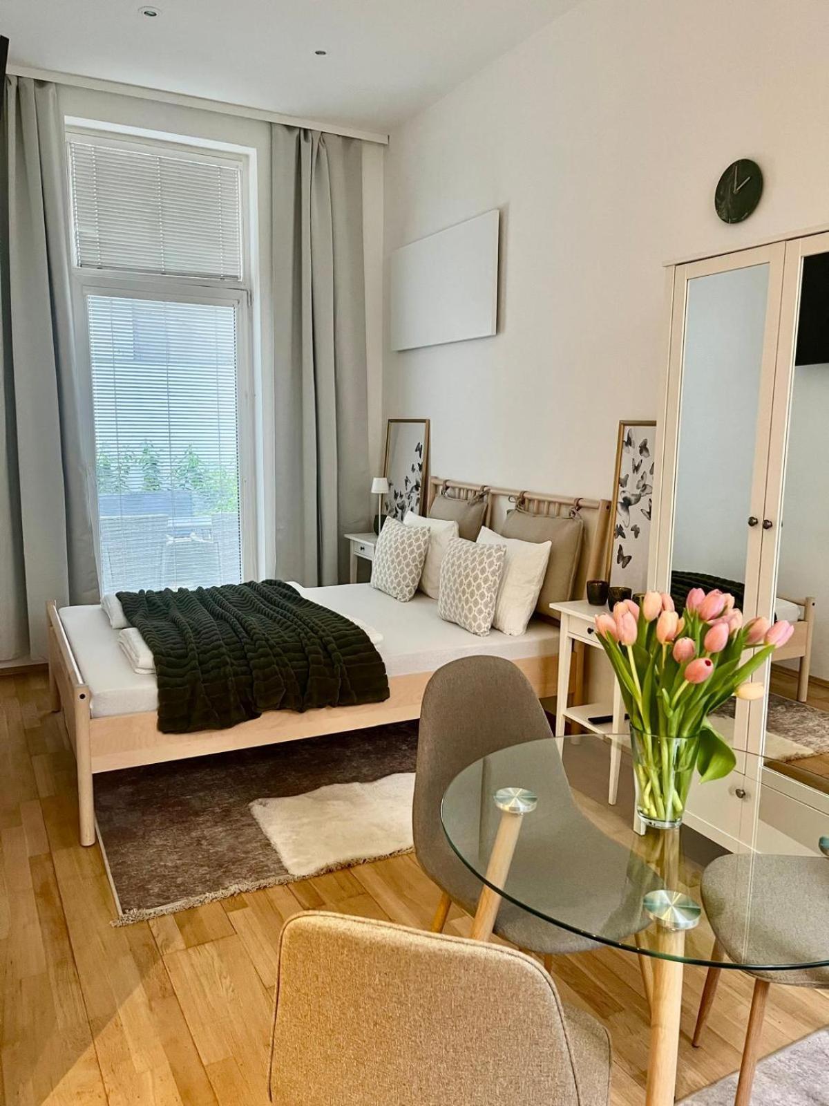 Gemuetliches Studio Apartment Vienna Luaran gambar